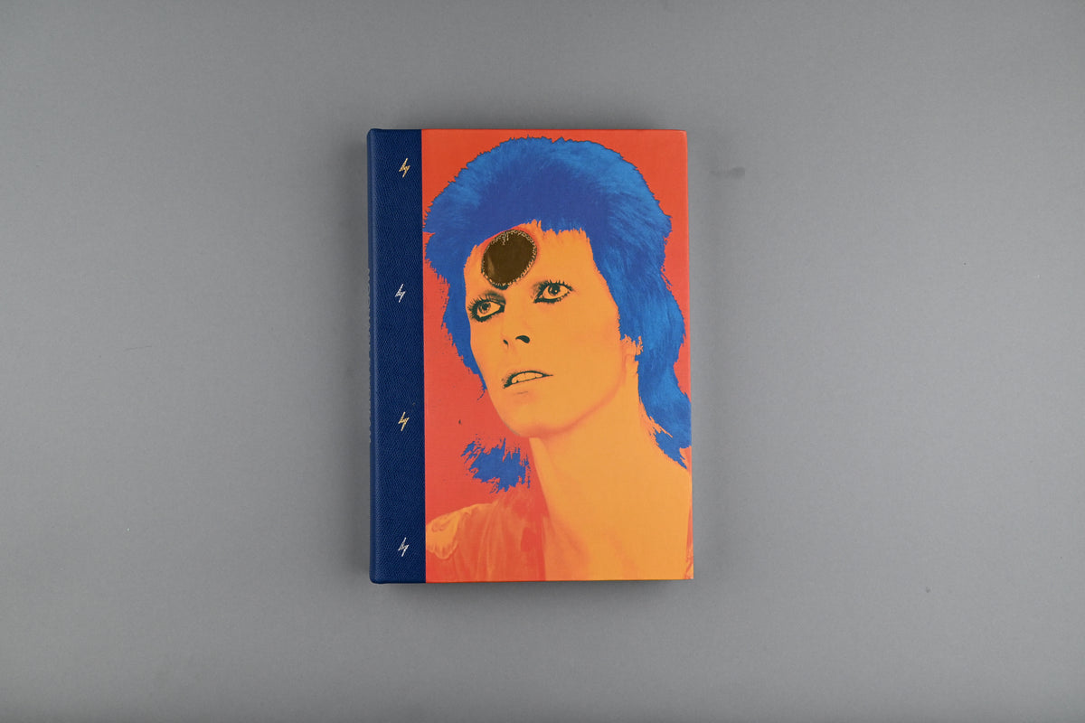 Moonage Daydream – The Life and Times of Ziggy Stardust