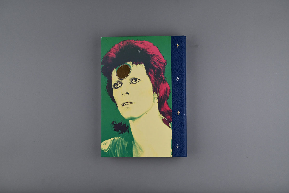 Moonage Daydream – The Life and Times of Ziggy Stardust